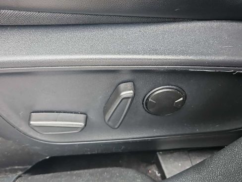 Used 2024 Ford Escape ST-Line FWD image 14