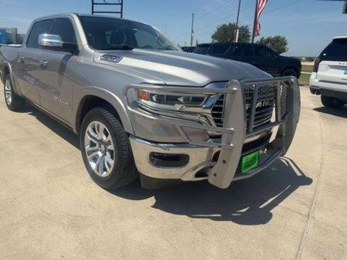 Used 2019 RAM 1500 Limited RWD image 2