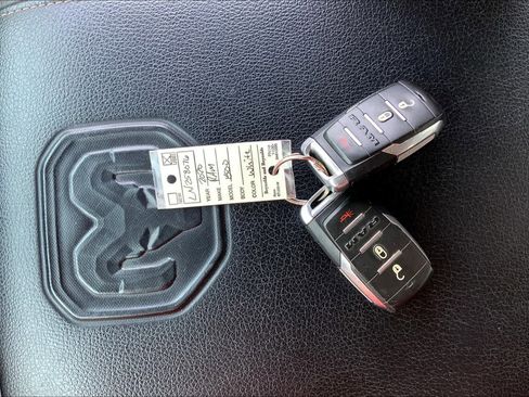 Used 2020 RAM 1500 Rebel AWD/4WD image 13