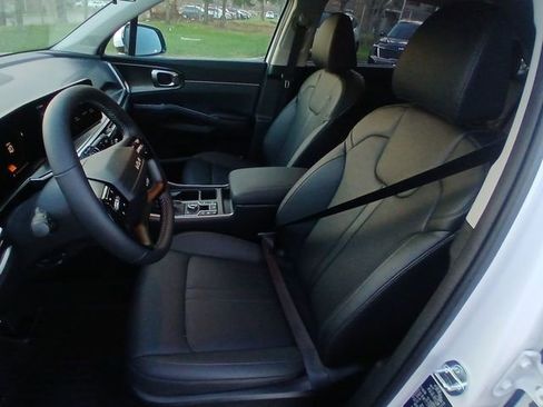 New 2026 Kia Sorento S AWD/4WD image 11