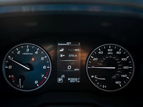 Certified 2025 Subaru Outback Premium image 10