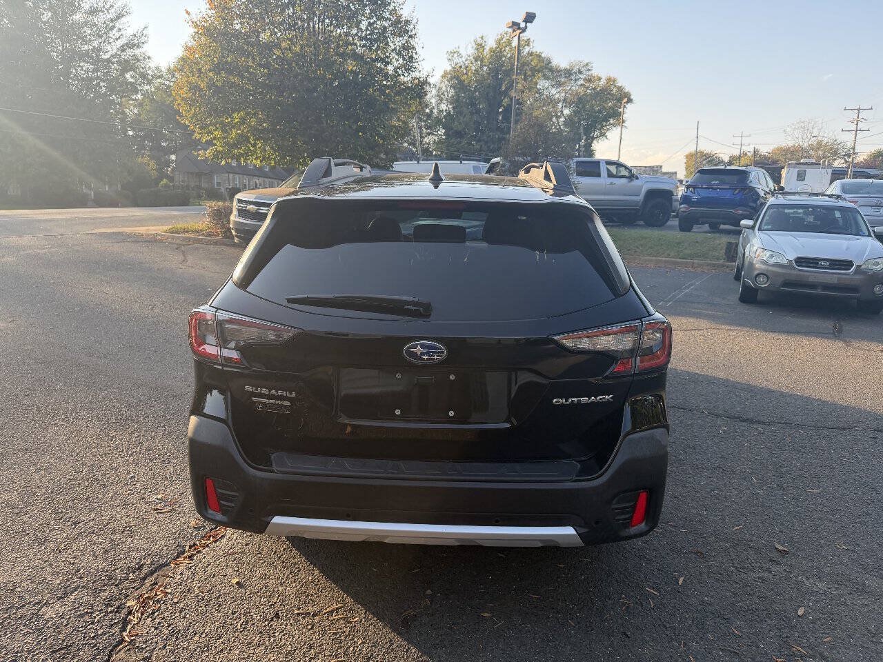 Used 2020 Subaru Outback Limited w/ Popular Package #2 AWD/4WD image 6