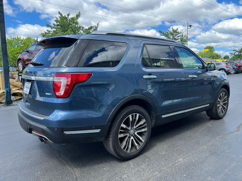 Used 2018 Ford Explorer Platinum AWD/4WD image 6