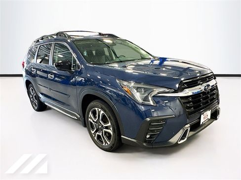 Used 2025 Subaru Ascent Touring w/ Popular Package #1 image 3