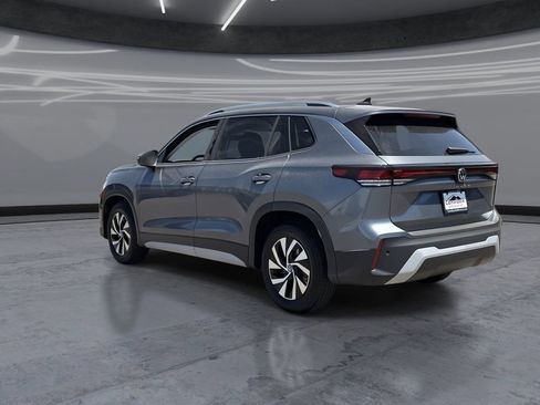 New 2026 Volkswagen Tiguan S FWD image 4