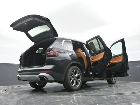 Used 2022 BMW X3 xDrive30i AWD/4WD image 47