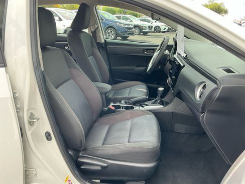 Used 2019 Toyota Corolla LE image 18
