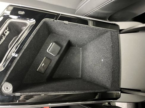 Certified 2024 Cadillac Lyriq Tech w/ LPO, Floor Liner Package AWD/4WD image 28