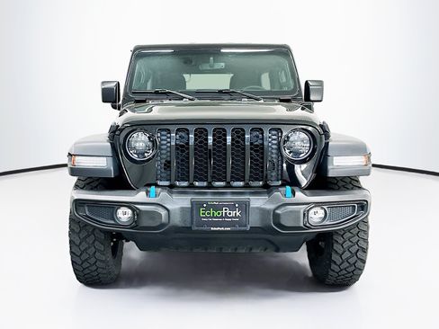 Used 2023 Jeep Wrangler Unlimited w/ Cold Weather Group AWD/4WD image 2