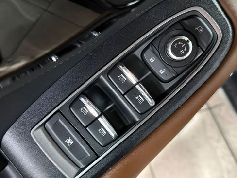 Certified 2025 Subaru Outback Touring image 20