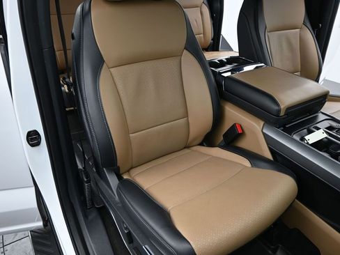 Used 2022 Ford F150 Lariat image 42