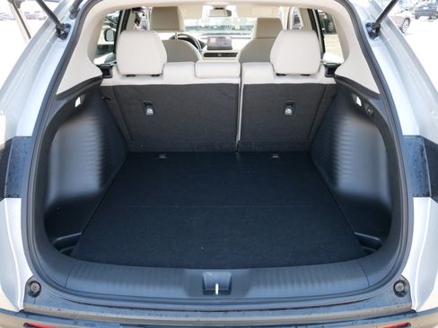 Certified 2026 Honda HR-V LX image 18