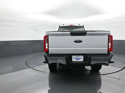 New 2026 Ford F250 XLT image 6
