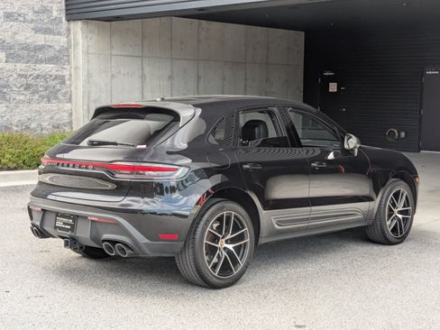 Certified 2023 Porsche Macan Turbo AWD/4WD image 9