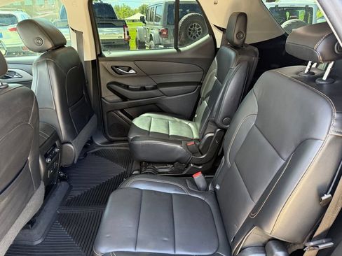 Used 2018 Chevrolet Traverse LT AWD/4WD image 14