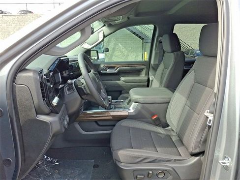 New 2026 Chevrolet Silverado 1500 LT Trail Boss w/ Convenience Package II image 5