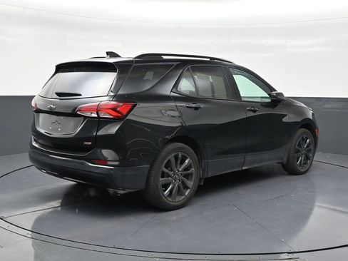 Used 2023 Chevrolet Equinox RS FWD image 5