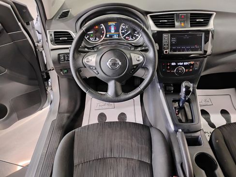 Used 2019 Nissan Sentra SV FWD image 37