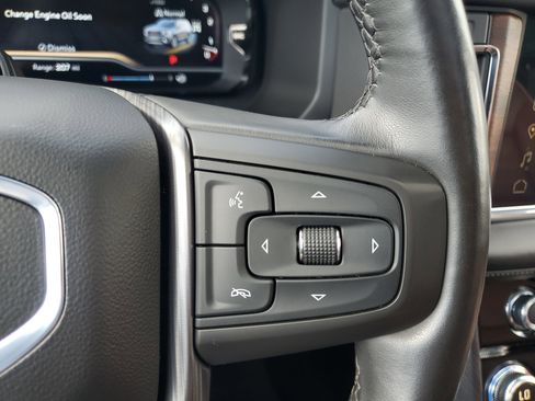 Used 2023 GMC Yukon Denali Ultimate image 28