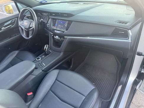 Used 2020 Cadillac XT5 Premium Luxury image 12