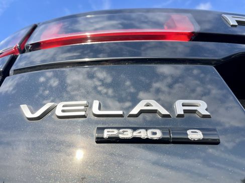 Used 2020 Land Rover Range Rover Velar S image 33