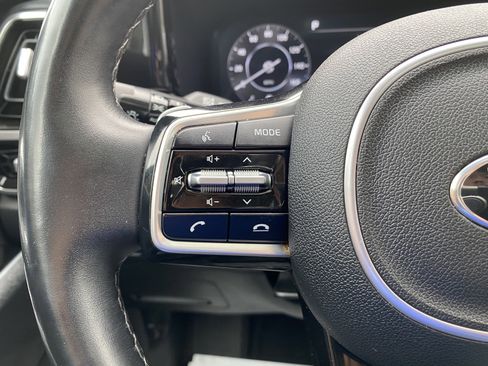 Used 2021 Kia Sorento SX image 19