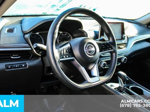 Used 2024 Nissan Altima 2.5 SV image 21