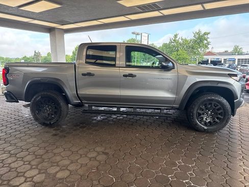 Used 2025 Chevrolet Colorado Trail Boss AWD/4WD image 5