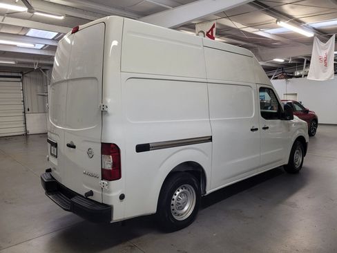 Used 2019 Nissan NV 2500 S RWD image 8