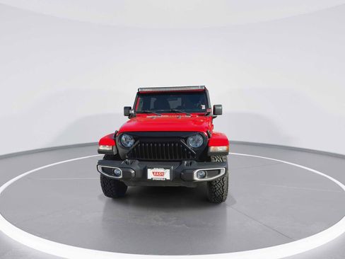Used 2021 Jeep Wrangler Unlimited Sahara AWD/4WD image 3