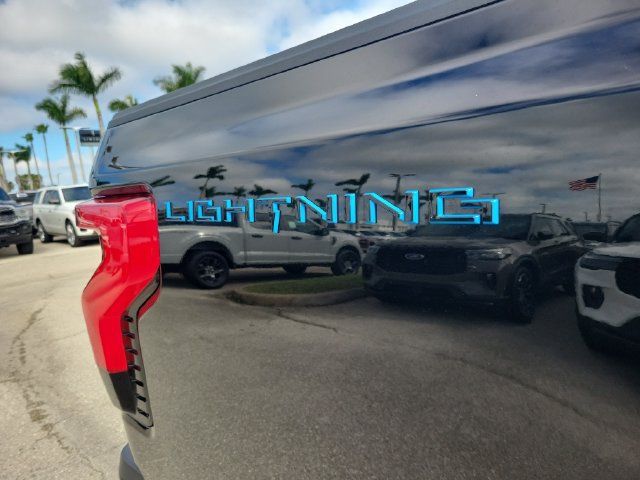 Certified 2023 Ford F150 Lightning XLT AWD/4WD image 10