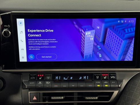 Used 2025 Toyota Camry XLE w/ Premium Plus Package image 25