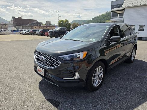 Used 2023 Ford Edge SEL w/ Convenience Package AWD/4WD image 4