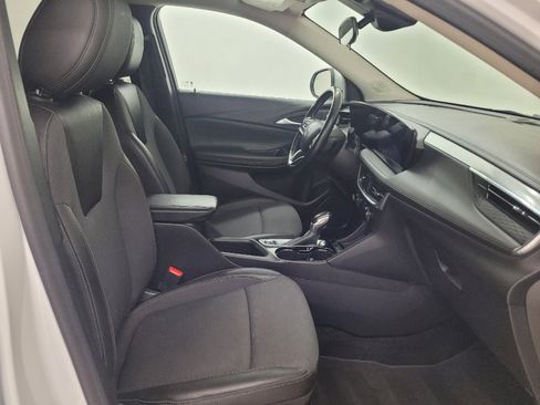 Used 2024 Buick Encore GX Preferred FWD image 21
