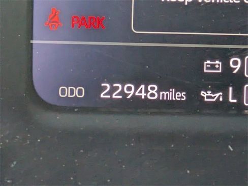 Used 2024 Toyota Tundra Limited image 30