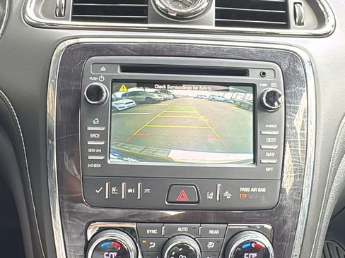 Used 2017 Buick Enclave Premium w/ Experience Buick Package AWD/4WD image 16