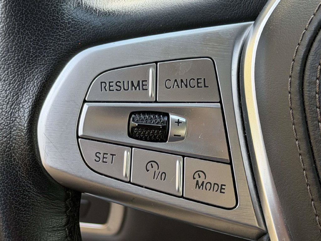 Used 2025 BMW X7 xDrive40i AWD/4WD image 24