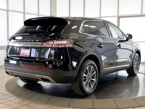 Used 2023 Lincoln Nautilus Reserve AWD/4WD image 8