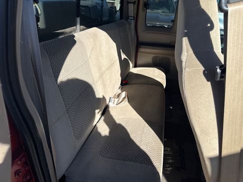 Used 2001 Ford F250 XL image 19