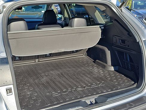 Used 2020 Subaru Outback Limited w/ Popular Package #2 image 12