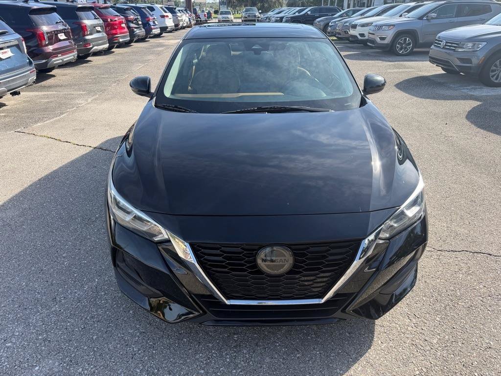 Used 2023 Nissan Sentra SV w/ SV Premium Package FWD image 2