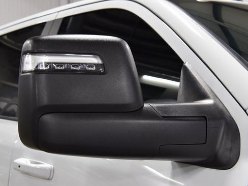 Used 2023 RAM 2500 Laramie w/ Night Edition image 17