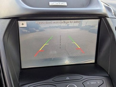 Used 2016 Ford Escape SE w/ Equipment Group 201A FWD image 21
