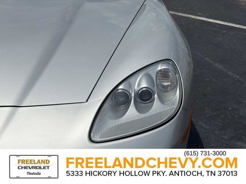 Used 2005 Chevrolet Corvette Convertible w/ Preferred Equipment Group RWD image 10