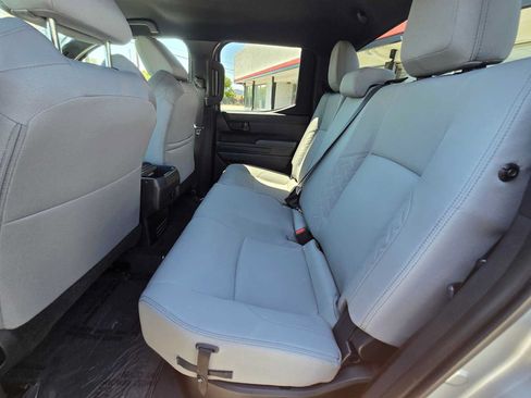 Used 2025 Toyota Tacoma SR5 AWD/4WD image 16