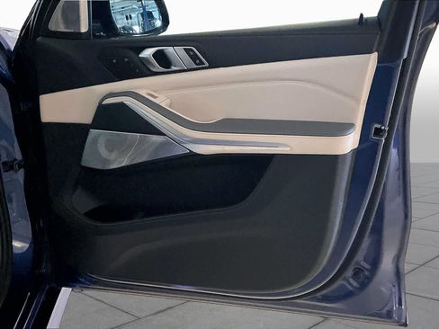 Used 2024 BMW ALPINA XB7 AWD/4WD image 21