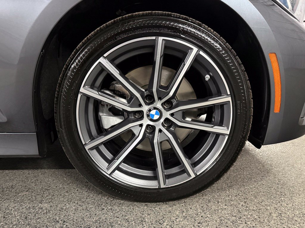 Used 2021 BMW 330i xDrive Sedan w/ Driving Assistance Package AWD/4WD image 6