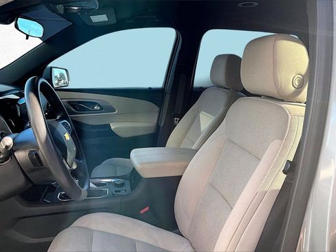 Used 2023 Chevrolet Traverse LS w/ Safety Package image 21