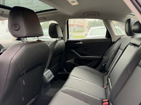 Used 2020 Volkswagen Jetta SEL FWD image 26