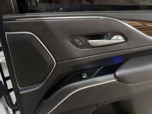 Used 2021 Cadillac Escalade Luxury RWD image 62